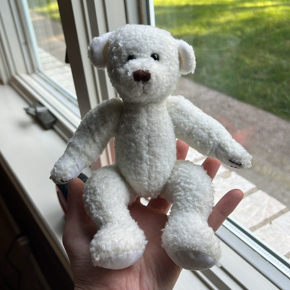 ARTIC CIRCLE ENTERPRISES INC WHITE VINTAGE TEDDY BEAR - Picture 1 of 12